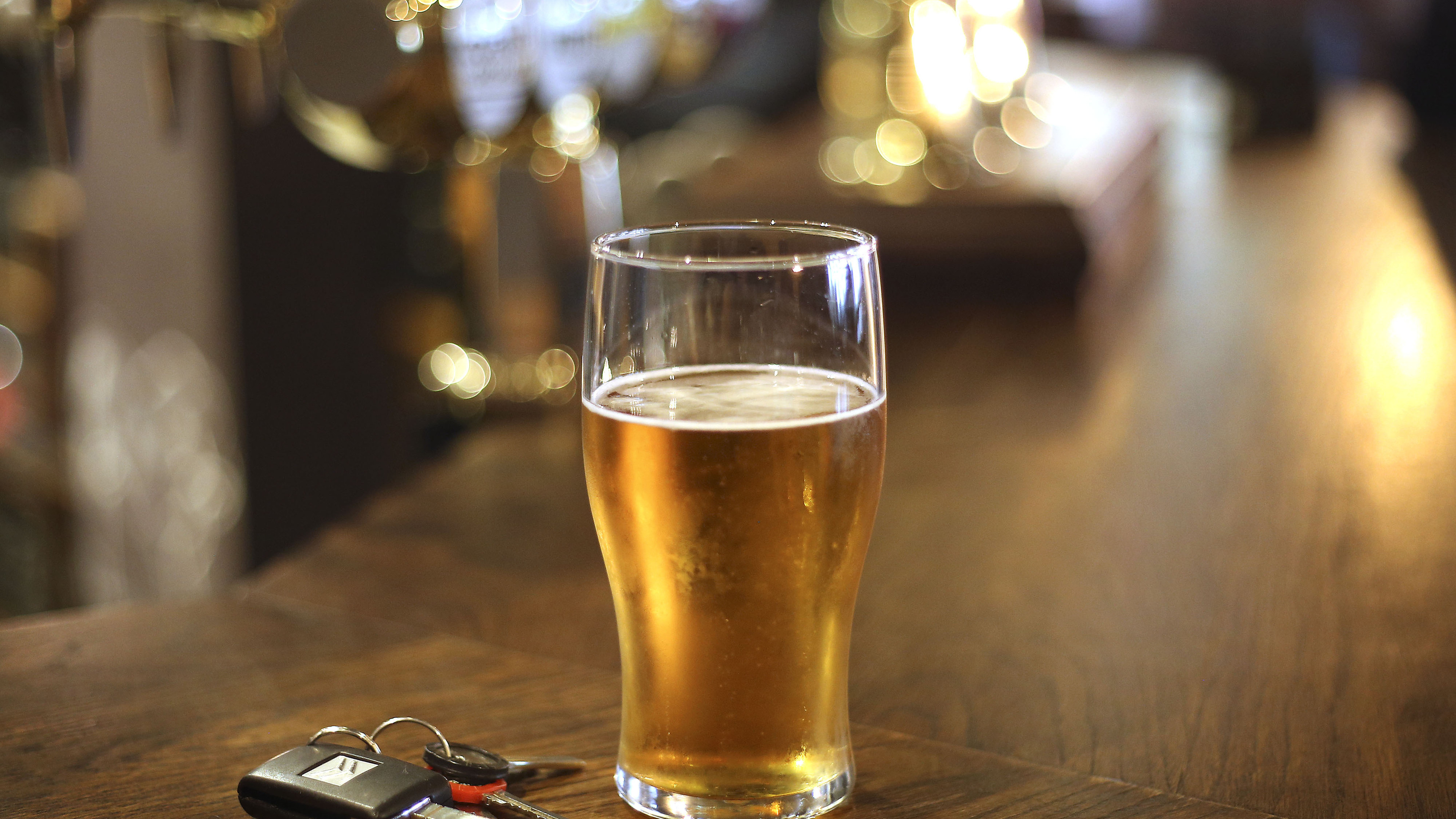 RSA to spend €1.5m on breathalysers in hotels and pubs to allow motorists check if they're over drink-driving limit